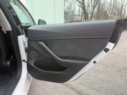 
										2022 Tesla Model 3 full									