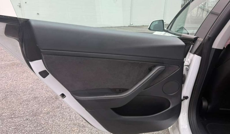 
								2022 Tesla Model 3 full									