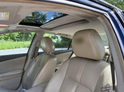 
										2010 Nissan Altima 3.5 SR full									