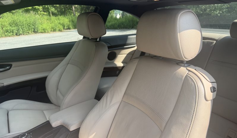 
								2012 BMW 328i M Sport full									