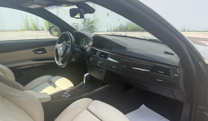 
								2012 BMW 328i M Sport full									